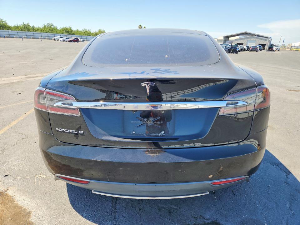 2014 Tesla Model S მანქანა იყიდება აუქციონზე, vin: 5YJSA1S12EFP45200, აუქციონის ნომერი: 57225746