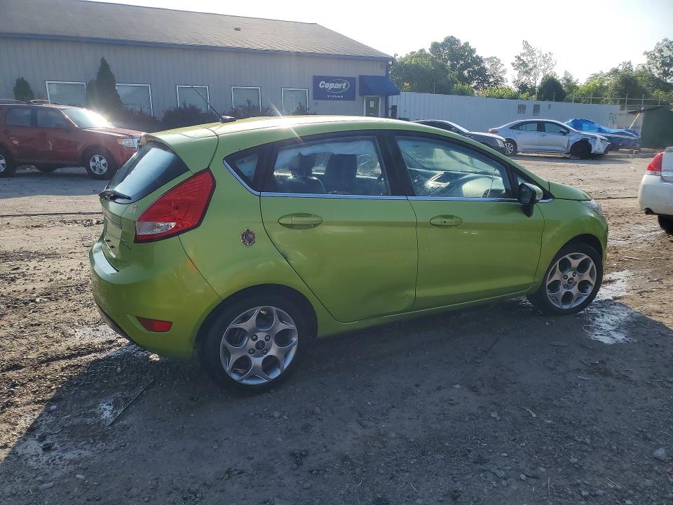 56490926 :رقم المزاد ، 3FADP4FJ8BM179785 vin ، 2011 Ford Fiesta مزاد بيع