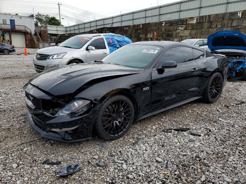 Продажа на аукционе авто 2018 Ford Mustang, vin: 1FA6P8CF6J5113160, номер лота: 57864176