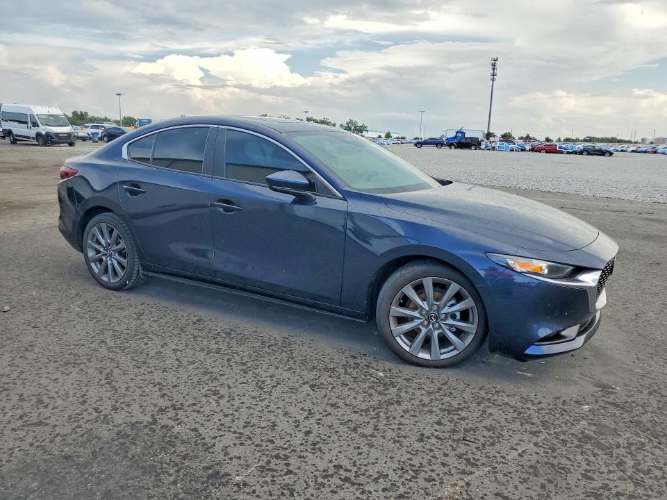 56836306 :رقم المزاد ، 3MZBPACM0RM429283 vin ، 2024 Mazda 3 مزاد بيع