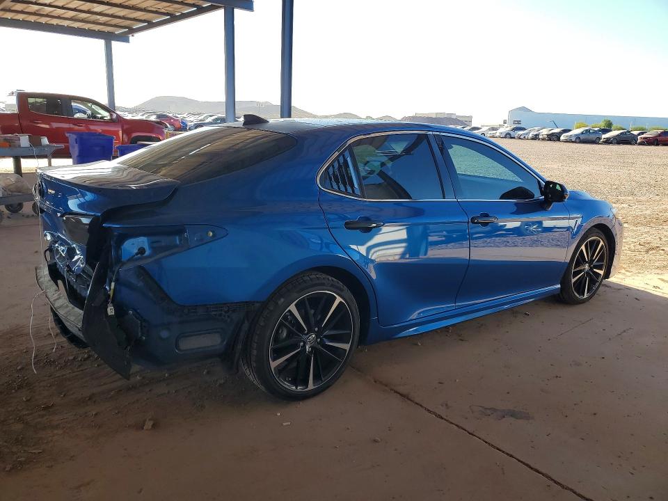 56181916 :رقم المزاد ، 4T1BZ1HK6KU024594 vin ، 2019 Toyota Camry مزاد بيع