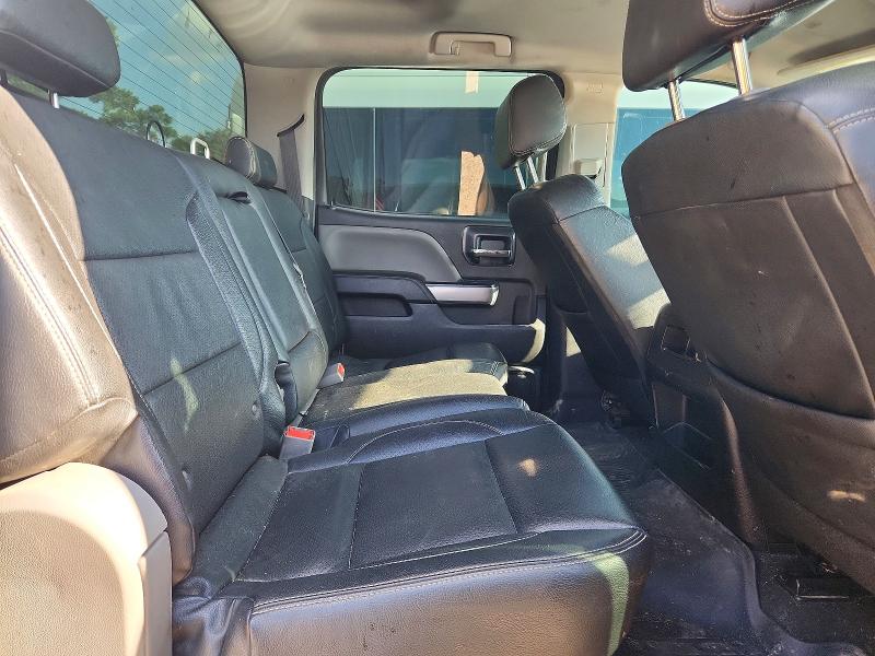 56877496 :رقم المزاد ، 3GCUKREC3JG591022 vin ، 2018 Chevrolet Silverado مزاد بيع
