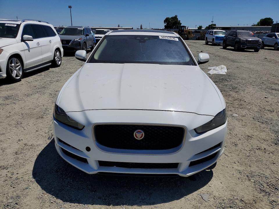 2018 Jaguar Xe მანქანა იყიდება აუქციონზე, vin: SAJAR4FX7JCP38885, აუქციონის ნომერი: 56532036