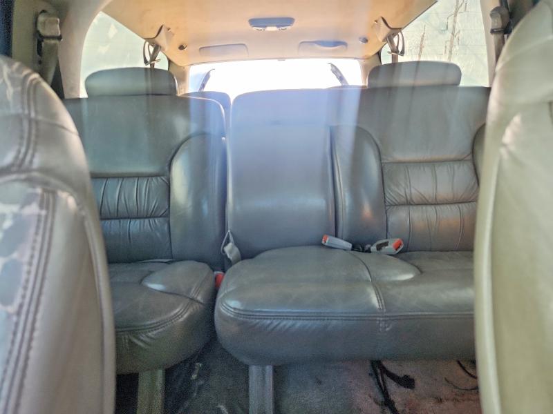 1999 Gmc Suburban მანქანა იყიდება აუქციონზე, vin: 3GKFK16R3XG521627, აუქციონის ნომერი: 56863086