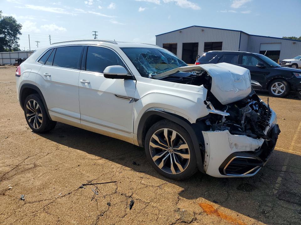 Продажа на аукционе авто 2021 Volkswagen Atlas Cross Sport, vin: 1V2FE2CA7MC216684, номер лота: 58416366