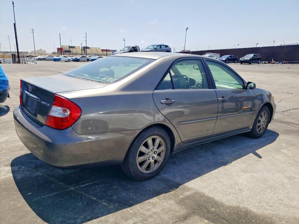 2004 Toyota Camry მანქანა იყიდება აუქციონზე, vin: 4T1BE32K74U852866, აუქციონის ნომერი: 55578296