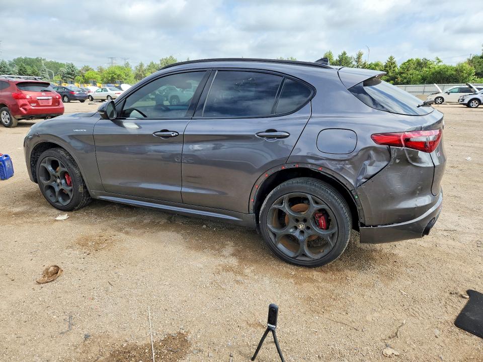 57744846 :رقم المزاد ، ZASPAKBN7N7D42339 vin ، 2022 Alfa Romeo Stelvio مزاد بيع