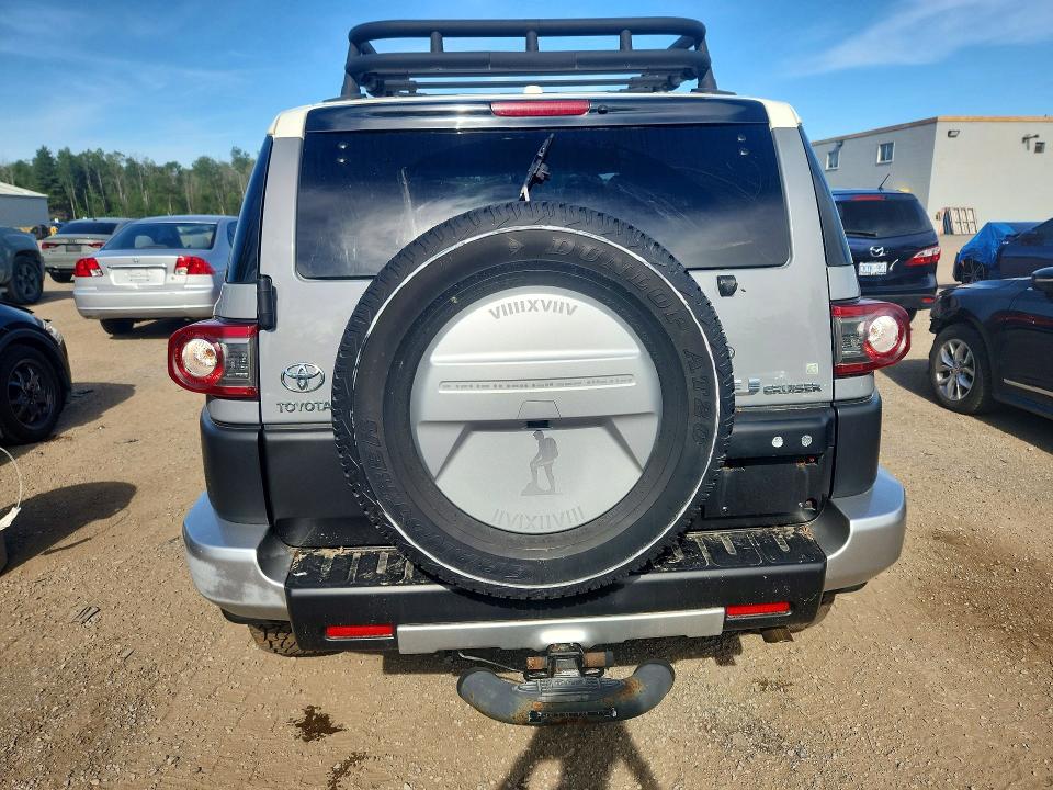 57546906 :رقم المزاد ، JTEBU4BF0EK179010 vin ، 2014 Toyota Fj Cruiser مزاد بيع