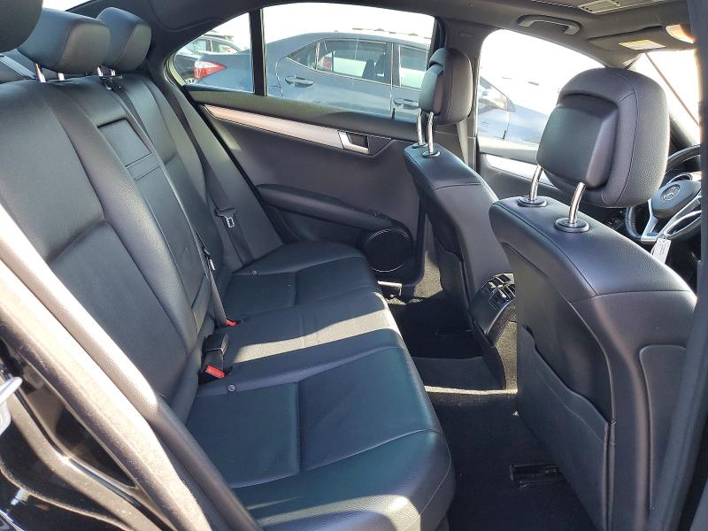56021746 :رقم المزاد ، WDDGF4HBXDR252386 vin ، 2013 Mercedes-benz C مزاد بيع
