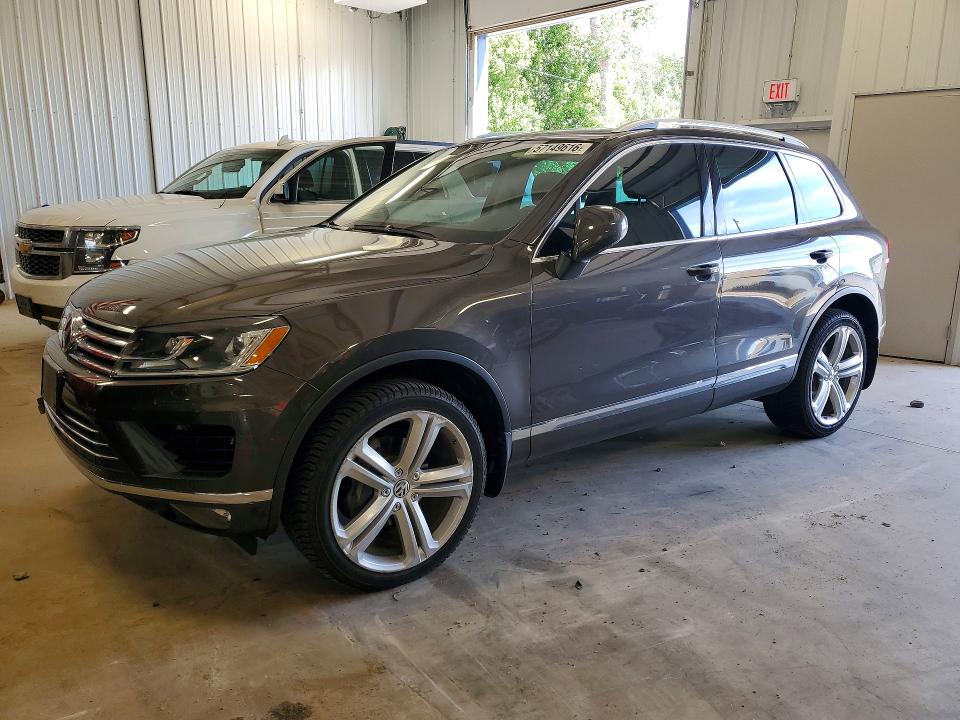 Продаж на аукціоні авто 2017 Volkswagen Touareg, vin: WVGGF7BP4HD002687, номер лоту: 57149616