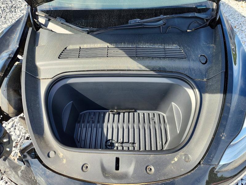 55975576 :رقم المزاد ، 7SAYGDEE4NF424819 vin ، 2022 Tesla Model Y مزاد بيع