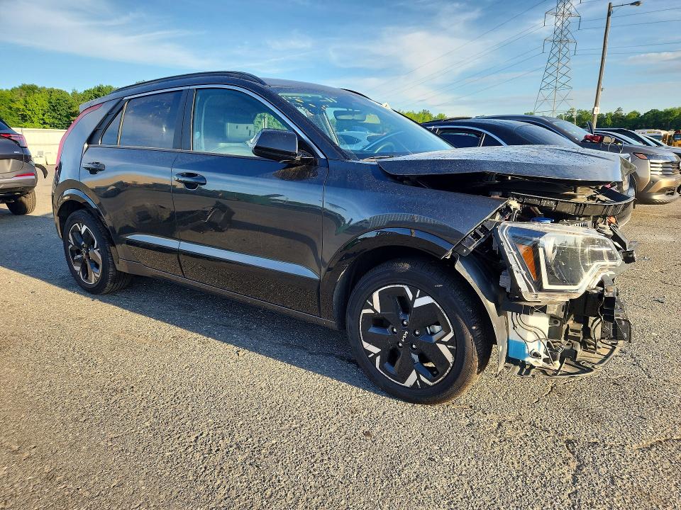 57227936 :رقم المزاد ، KNDCR3L15R5110504 vin ، 2024 Kia Niro مزاد بيع