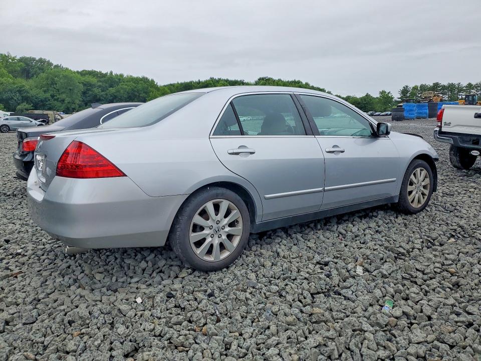 58293426 :رقم المزاد ، 1HGCM66477A073418 vin ، 2007 Honda Accord مزاد بيع
