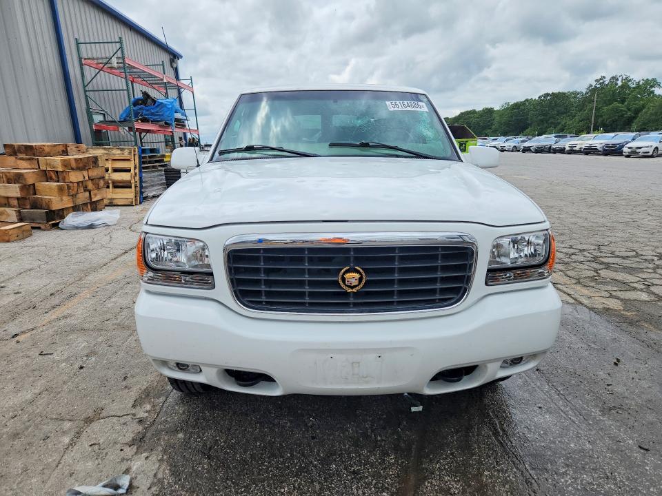 2000 Cadillac Escalade მანქანა იყიდება აუქციონზე, vin: 1GYEK13R2YR157420, აუქციონის ნომერი: 56164886