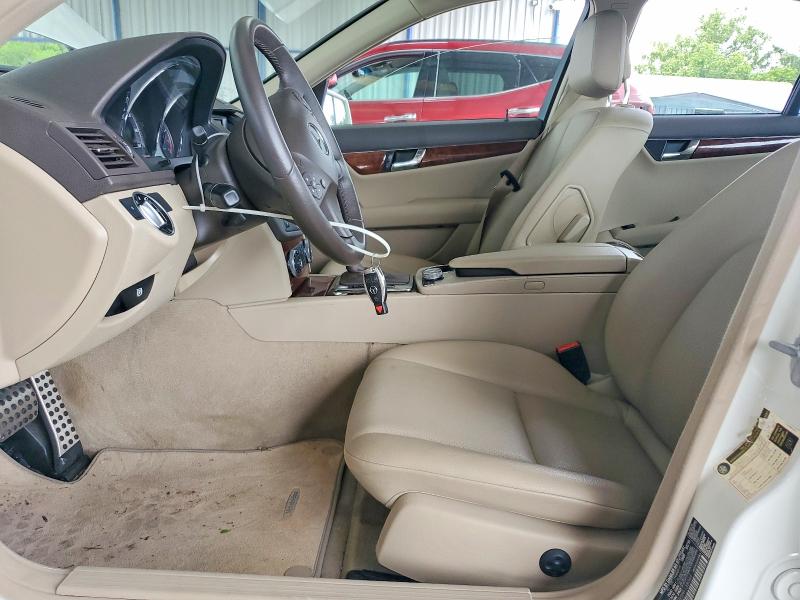 55693816 :رقم المزاد ، WDDGF5EB5BR138044 vin ، 2011 Mercedes-benz C مزاد بيع