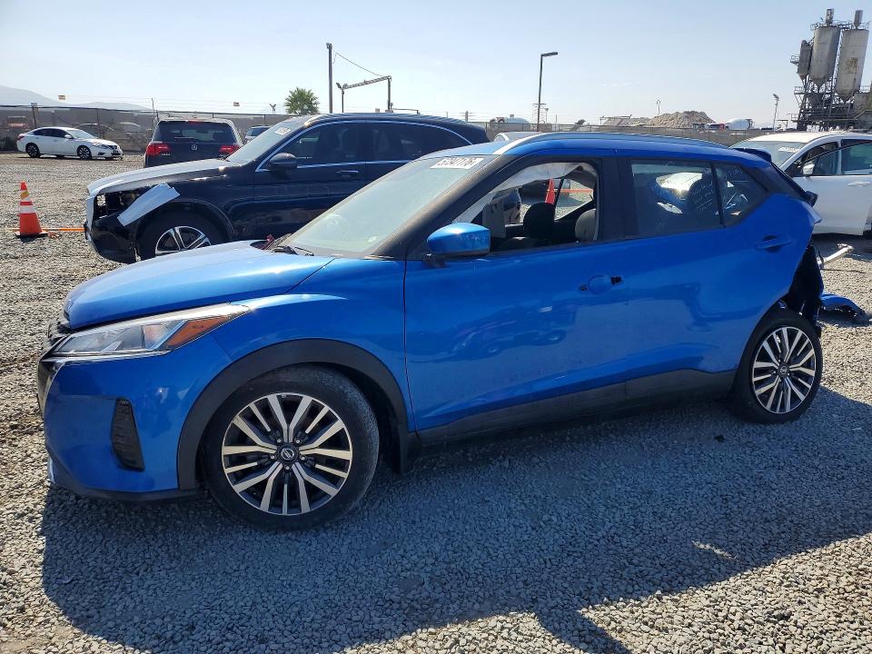 57347176 :رقم المزاد ، 3N1CP5CV2ML512223 vin ، 2021 Nissan Kicks مزاد بيع