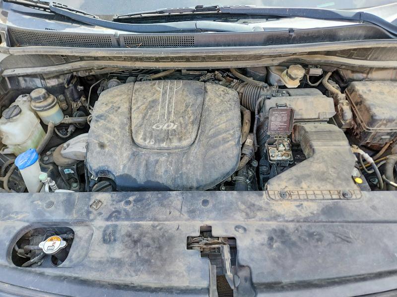 59075096 :رقم المزاد ، KNDMB5C11H6249493 vin ، 2017 Kia Sedona مزاد بيع