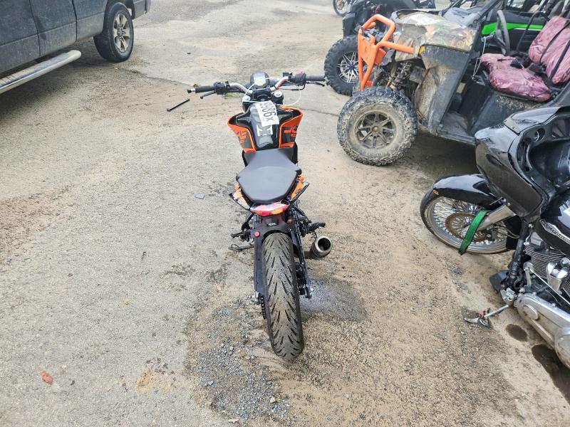 57339986 :رقم المزاد ، MD2JPC409PC024635 vin ، 2023 Ktm 200 مزاد بيع