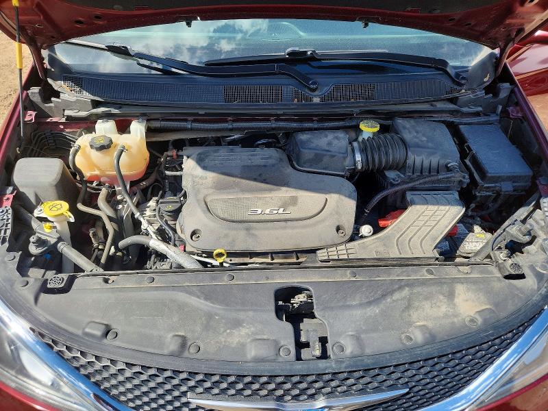 58393066 :رقم المزاد ، 2C4RC1BG7JR233556 vin ، 2018 Chrysler Pacifica مزاد بيع