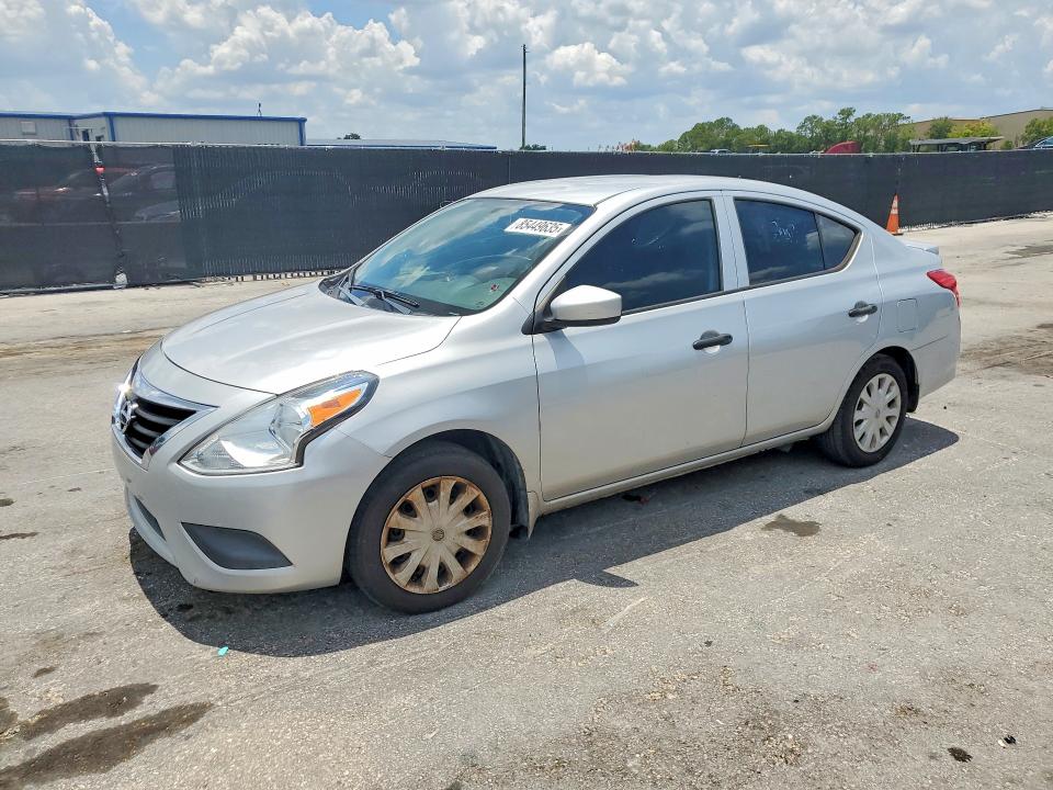 85449635 :رقم المزاد ، 3N1CN7APXJL824887 vin ، 2018 Nissan Versa مزاد بيع
