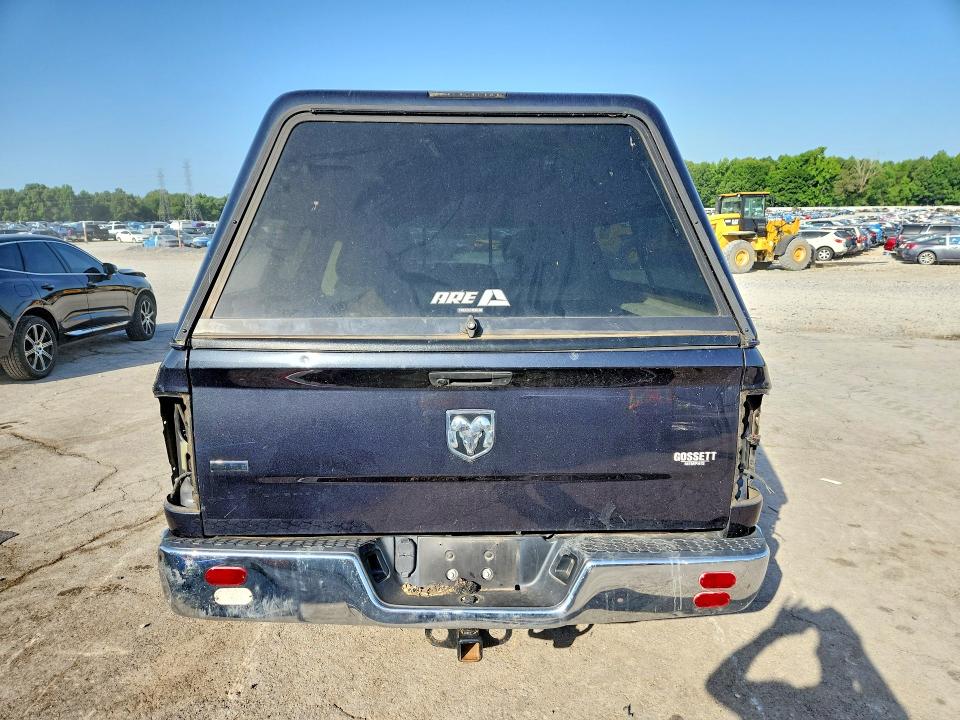 58706986 :رقم المزاد ، 1C6RR6TT3KS572071 vin ، 2019 Ram 1500 Classic مزاد بيع