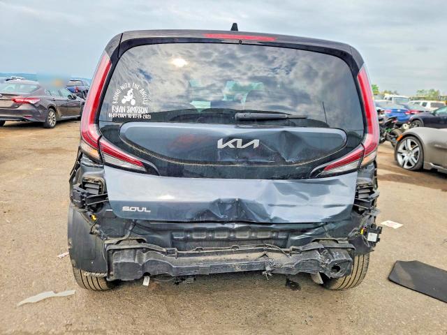 2023 Kia Soul მანქანა იყიდება აუქციონზე, vin: KNDJ23AU5P7879627, აუქციონის ნომერი: 56435646