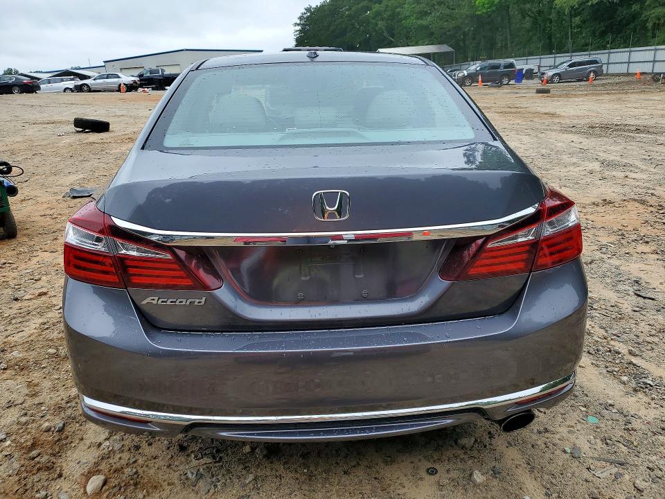 2017 Honda Accord მანქანა იყიდება აუქციონზე, vin: 1HGCR2F92HA082616, აუქციონის ნომერი: 55139396