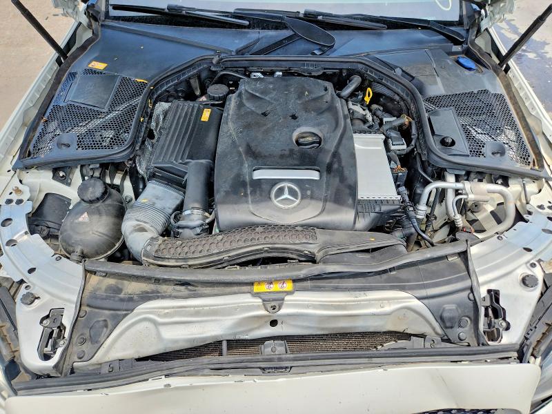 58721806 :رقم المزاد ، WDDWJ4KB7HF341164 vin ، 2017 Mercedes-benz C مزاد بيع