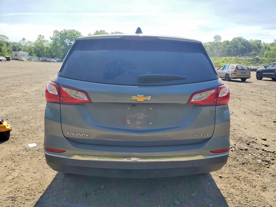 2018 Chevrolet Equinox მანქანა იყიდება აუქციონზე, vin: 3GNAXSEV2JL122239, აუქციონის ნომერი: 56331056