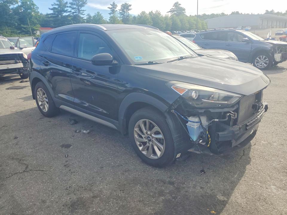 2017 Hyundai Tucson მანქანა იყიდება აუქციონზე, vin: KM8J3CA41HU260356, აუქციონის ნომერი: 57893826