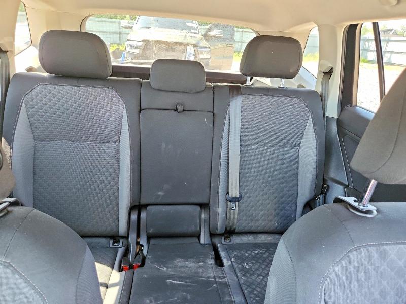 56598796 :رقم المزاد ، 3VV0B7AX5KM118285 vin ، 2019 Volkswagen Tiguan مزاد بيع