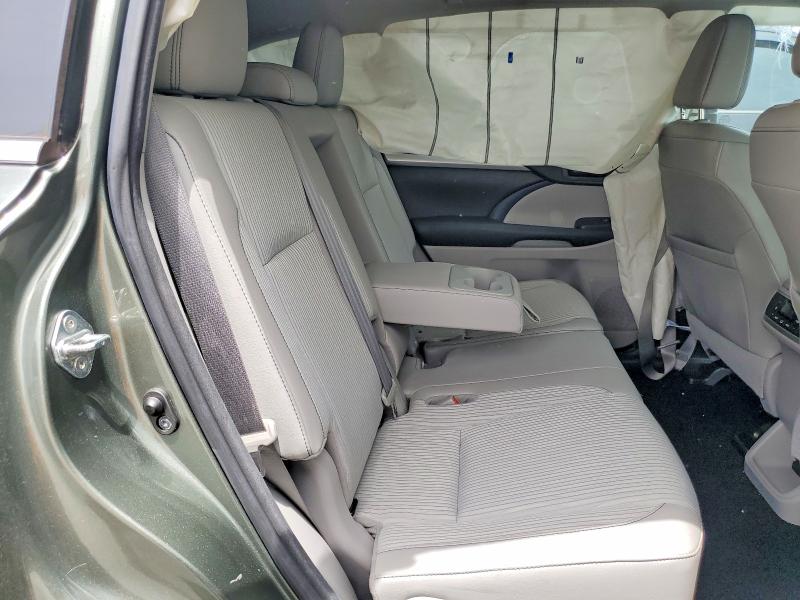 2017 Toyota Highlander მანქანა იყიდება აუქციონზე, vin: 5TDBZRFHXHS358229, აუქციონის ნომერი: 57754966