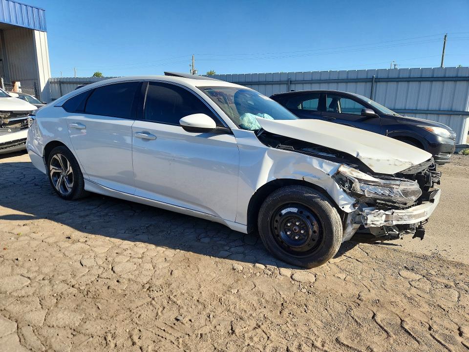 Продажа на аукционе авто 2018 Honda Accord, vin: 1HGCV1F4XJA065160, номер лота: 55733186
