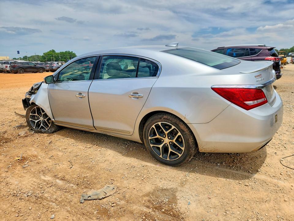 55474956 :رقم المزاد ، 1G4G45G35GF240700 vin ، 2016 Buick Lacrosse مزاد بيع