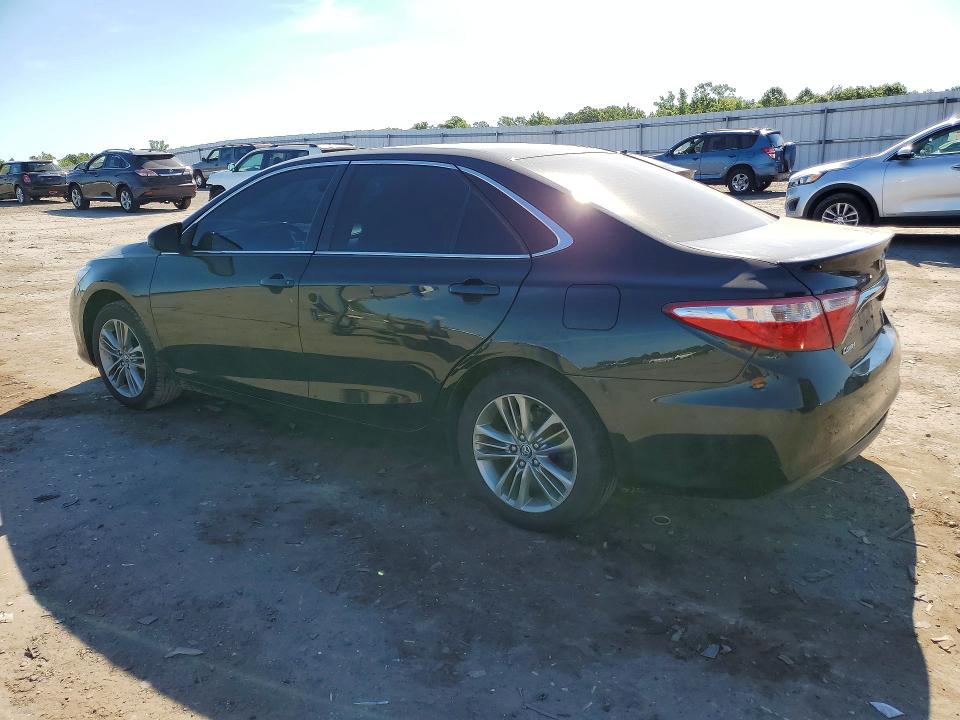 55733046 :رقم المزاد ، 4T1BF1FK0HU289211 vin ، 2017 Toyota Camry مزاد بيع