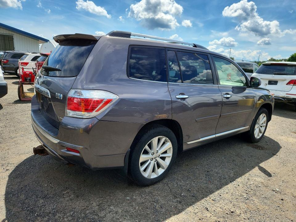 2013 Toyota Highlander მანქანა იყიდება აუქციონზე, vin: JTEDC3EH6D2011499, აუქციონის ნომერი: 57482616