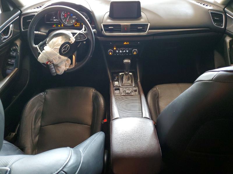 59095106 :رقم المزاد ، 3MZBN1W33JM210931 vin ، 2018 Mazda 3 مزاد بيع
