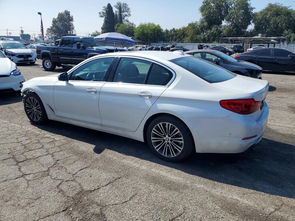 56148546 :رقم المزاد ، WBAJE5C51JWA94057 vin ، 2018 Bmw 540 مزاد بيع