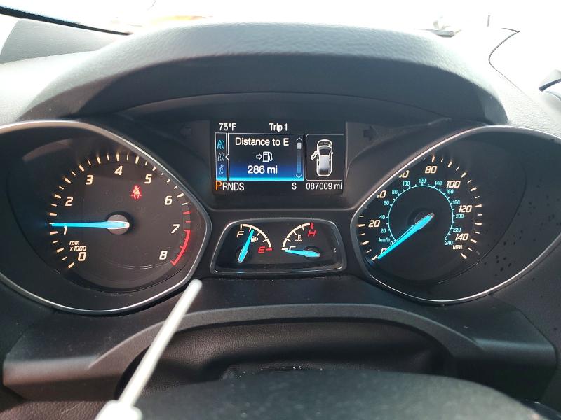 2013 Ford Escape მანქანა იყიდება აუქციონზე, vin: 1FMCU0J92DUD68947, აუქციონის ნომერი: 55379586