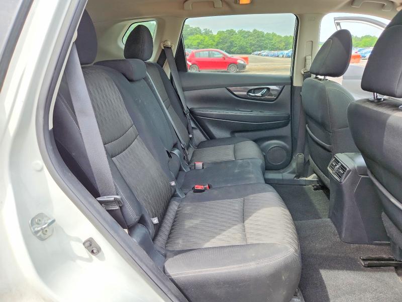55909566 :رقم المزاد ، 5N1AT2MV0HC768726 vin ، 2017 Nissan Rogue مزاد بيع