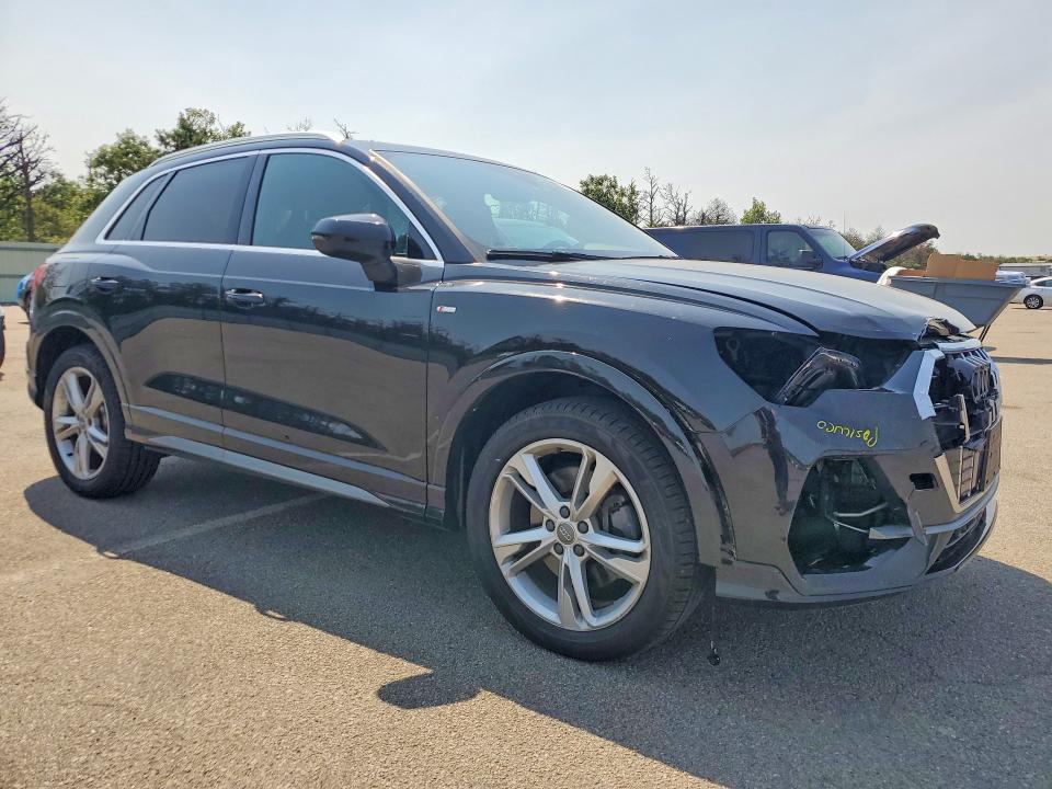 2020 Audi Q3 მანქანა იყიდება აუქციონზე, vin: WA1DECF34L1013980, აუქციონის ნომერი: 59007496