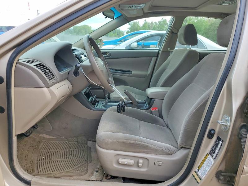 2005 Toyota Camry მანქანა იყიდება აუქციონზე, vin: 4T1BE32K85U635909, აუქციონის ნომერი: 57300846