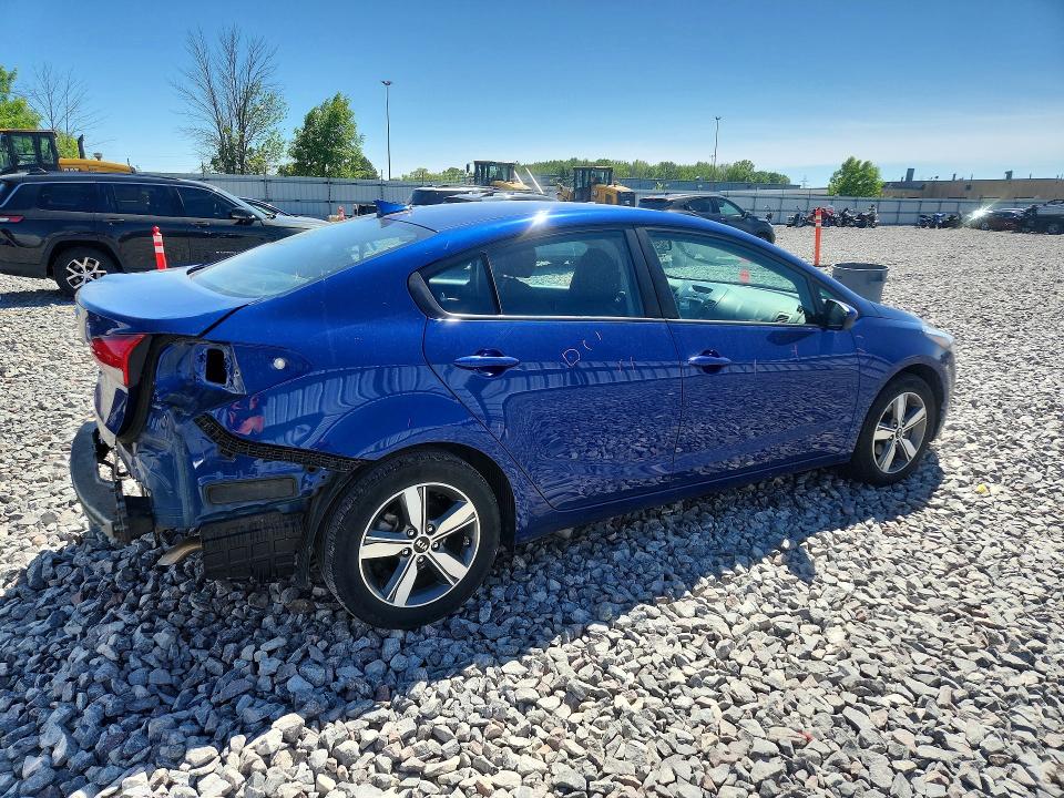 2018 Kia Forte მანქანა იყიდება აუქციონზე, vin: 3KPFL4A70JE262615, აუქციონის ნომერი: 55860676