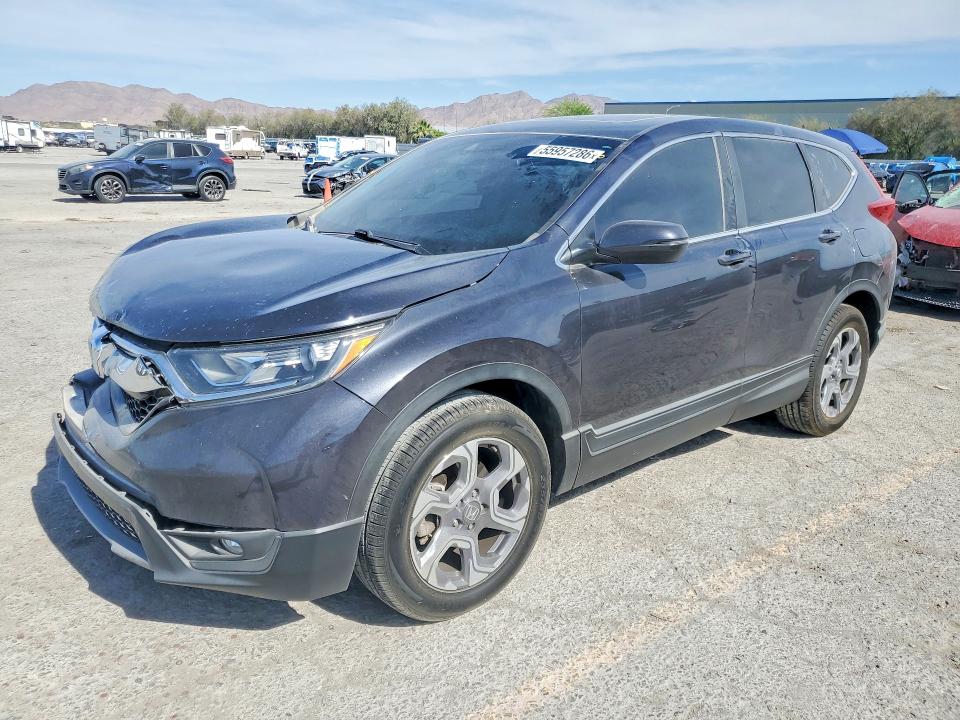 55957286 :رقم المزاد ، 7FARW2H86JE007215 vin ، 2018 Honda Cr-v مزاد بيع