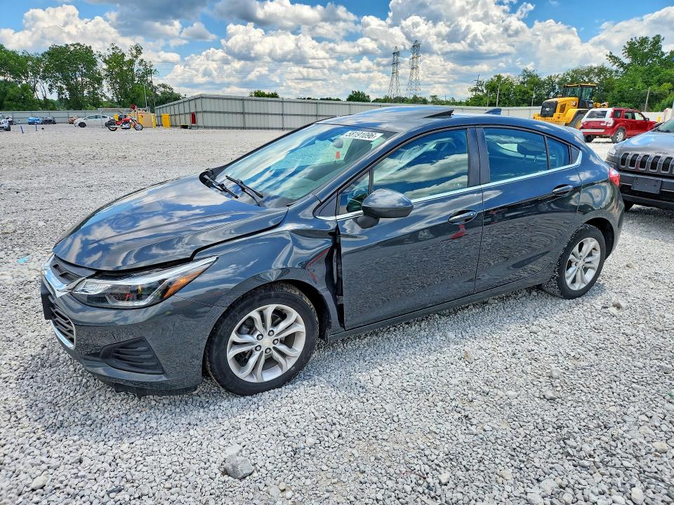 Auction sale of the 2019 Chevrolet Cruze, vin: 3G1BE6SM2KS593698, lot number: 58191096