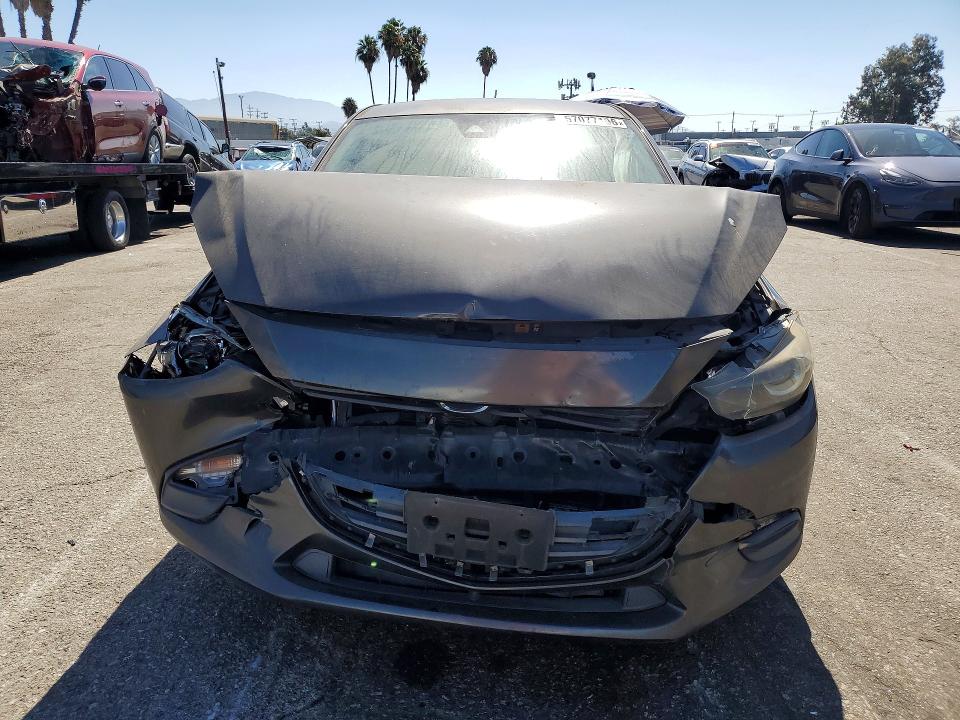 2017 Mazda 3 მანქანა იყიდება აუქციონზე, vin: 3MZBN1L74HM119328, აუქციონის ნომერი: 57077196