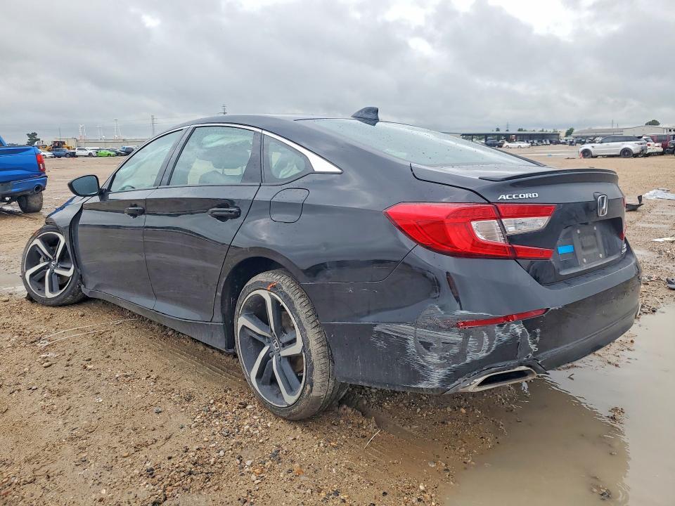57624646 :رقم المزاد ، 1HGCV2F3XNA014678 vin ، 2022 Honda Accord مزاد بيع