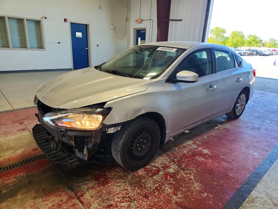 55868906 :رقم المزاد ، 3N1AB7AP2JY337041 vin ، 2018 Nissan Sentra مزاد بيع