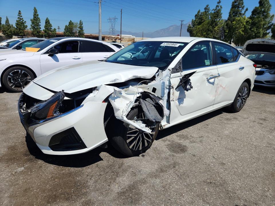 57003966 :رقم المزاد ، 1N4BL4DVXPN414810 vin ، 2023 Nissan Altima مزاد بيع