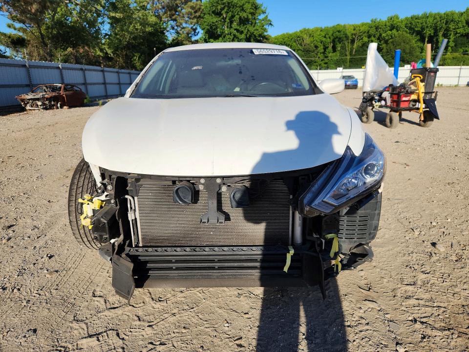 Продажа на аукционе авто 2018 Nissan Altima, vin: 1N4AL3AP7JC216717, номер лота: 56529716